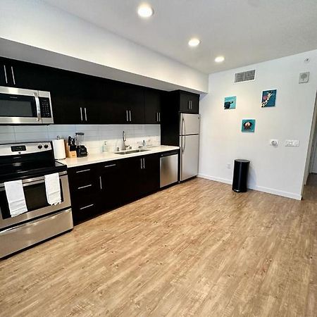 Studios Universal 10 Min Drive Free Parking And Wifi Los Angeles Buitenkant foto