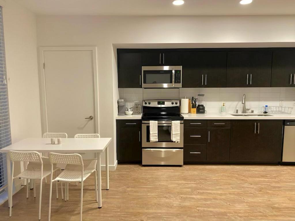 Studios Universal 10 Min Drive Free Parking And Wifi Los Angeles Buitenkant foto