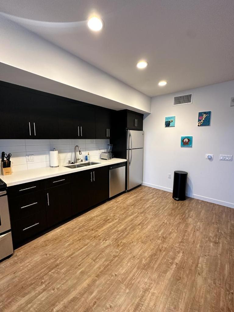 Studios Universal 10 Min Drive Free Parking And Wifi Los Angeles Buitenkant foto